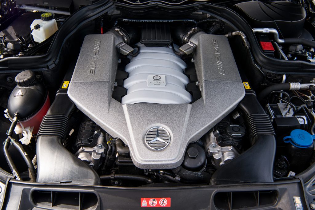 Mercedes C63 V8 Engine